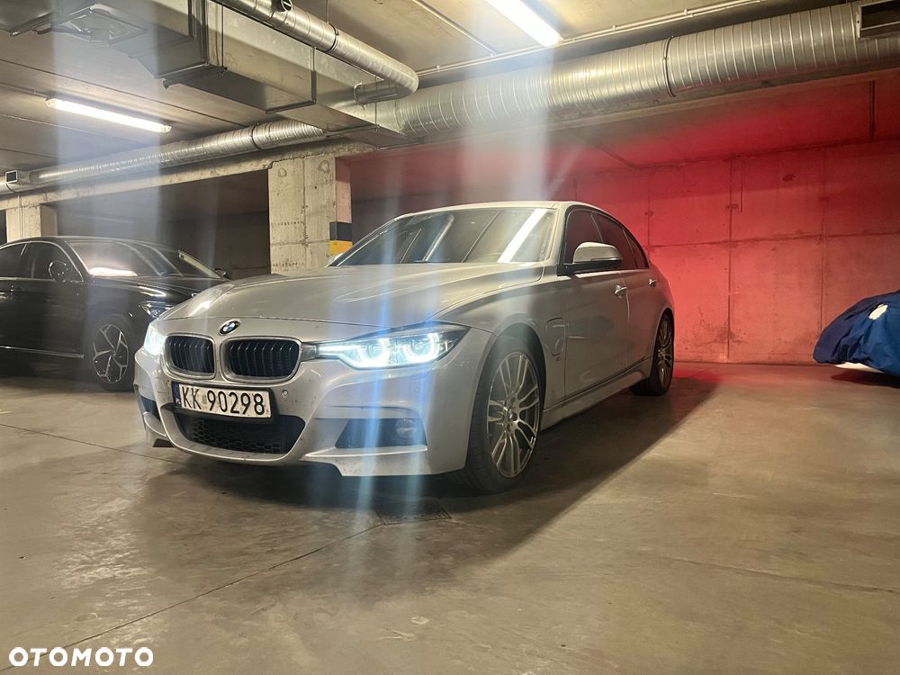 BMW Seria 3 330e iPerformance M Sport Shadow - 1