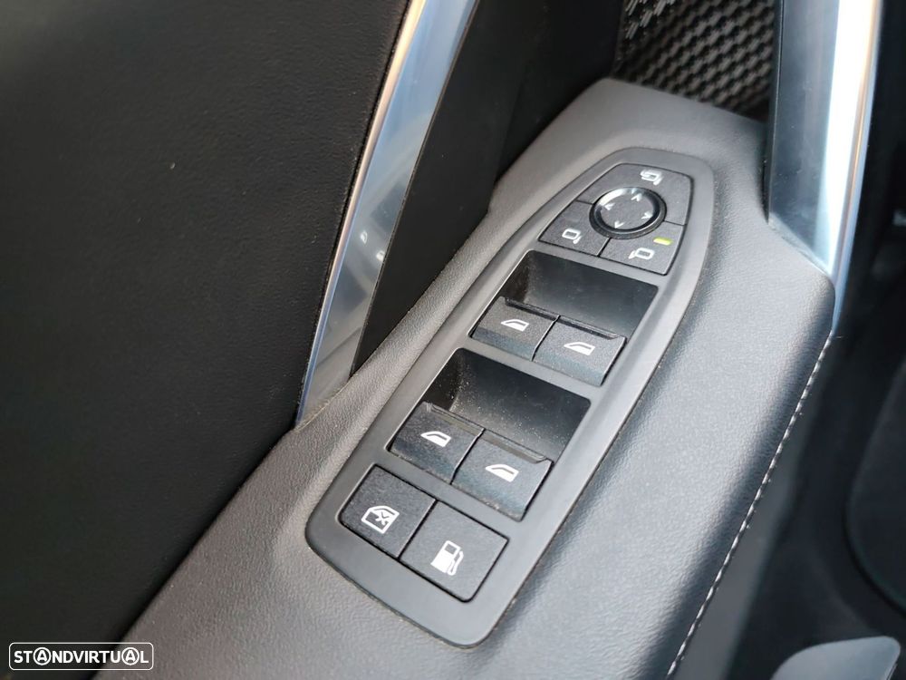 BMW X1 xDrive25e xLine - 23