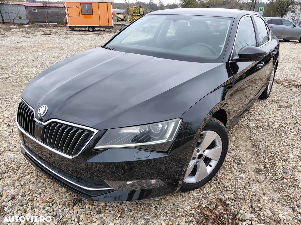 Skoda Superb 2.0 TDI DSG Ambition - 10