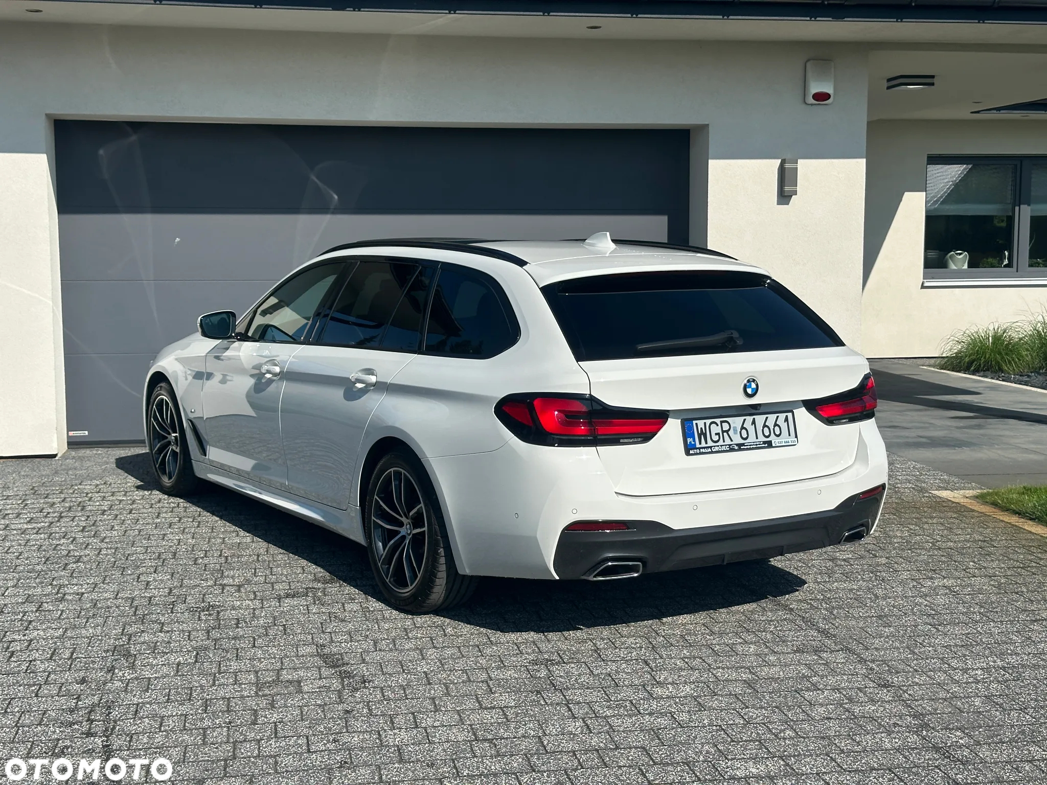 BMW Seria 5 520d Touring M Sport Edition - 7