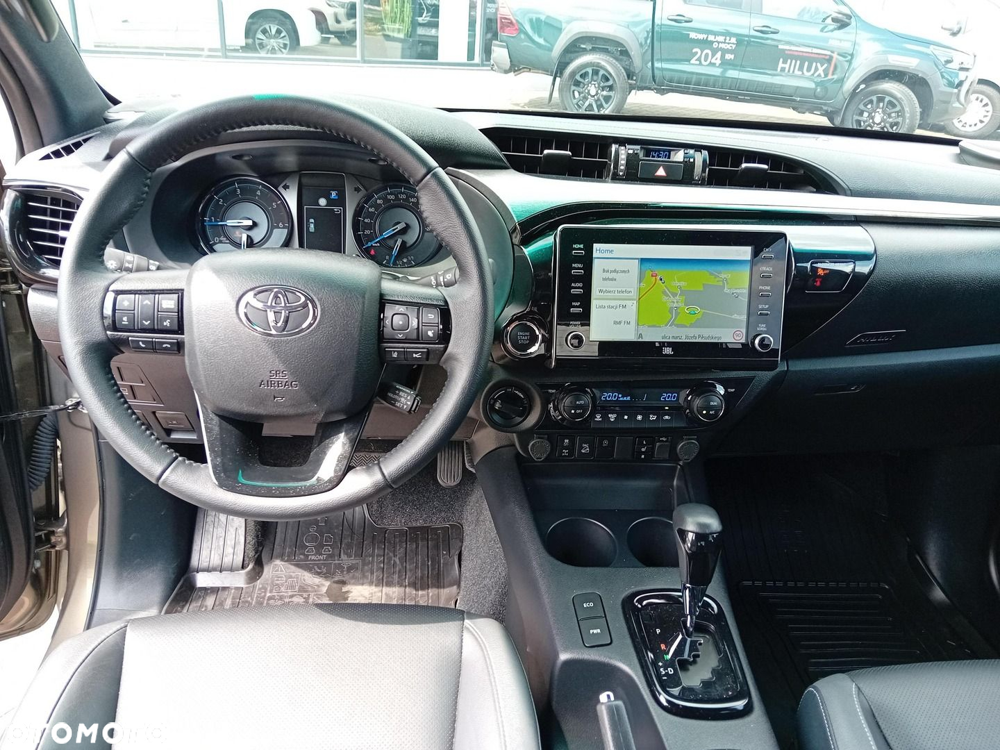 Toyota Hilux 2.8 D-4D Double Cab Invincible Sport 4x4 - 11