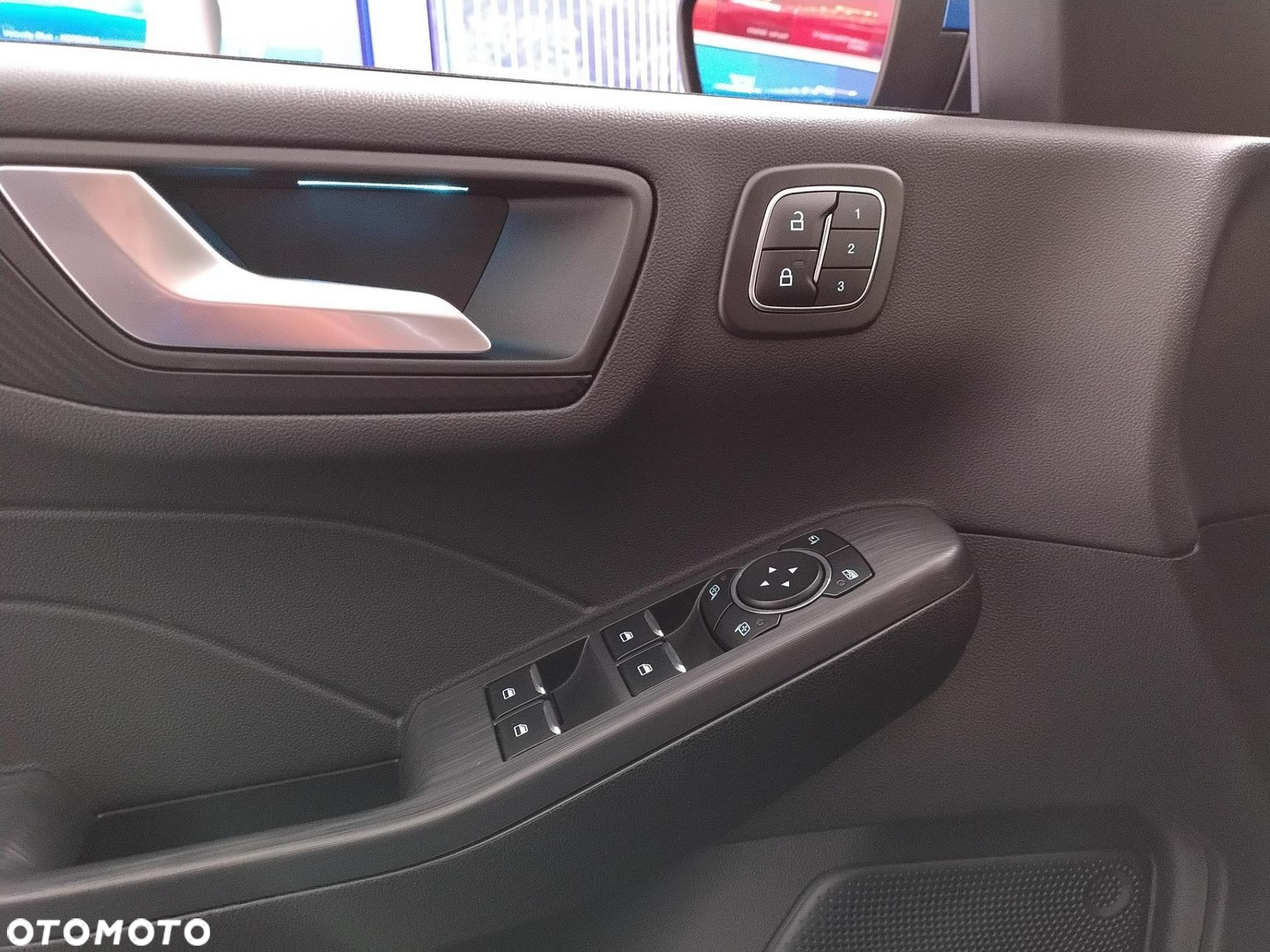 Ford Kuga 2.5P PHEV FWD ST-Line X eCVT - 30