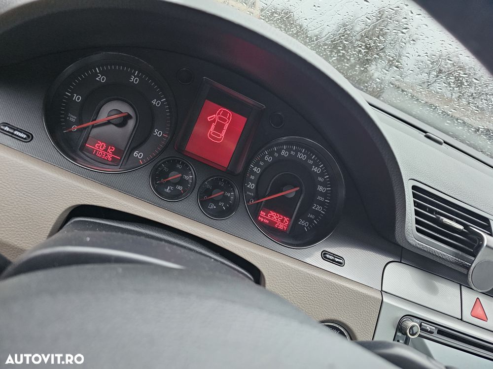 Volkswagen Passat 2.0 TDI DPF Comfortline - 7