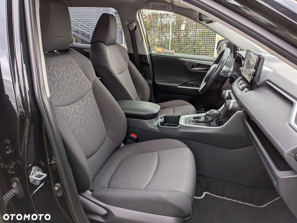 Toyota RAV4 - 28