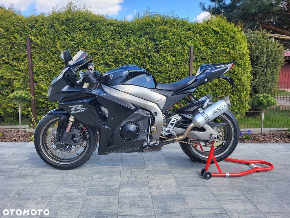 Suzuki GSX 1000 - 10