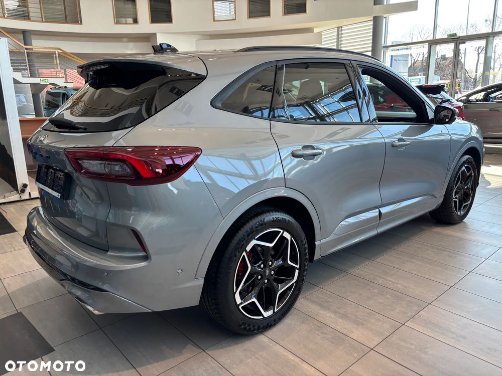 Ford Kuga 1.5 EcoBoost FWD ST-Line X - 5