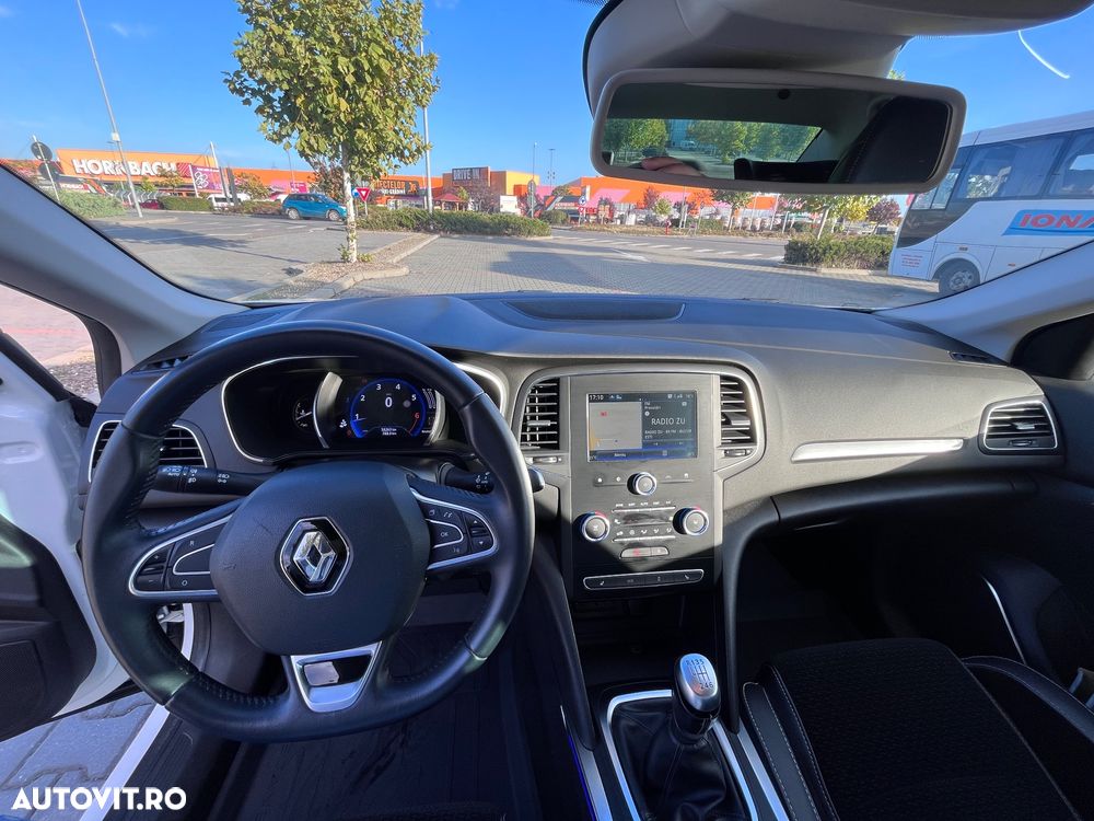 Renault Megane TCe 140 GPF Intens - 5