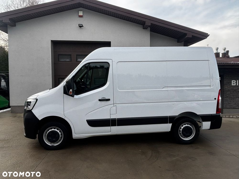 Renault Master Blaszak - 5