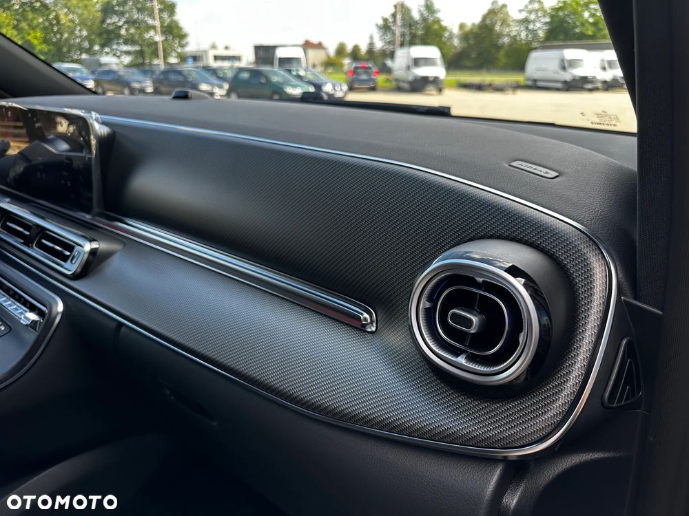 Mercedes-Benz Klasa V 300 d 4-Matic 9G-Tronic Avantgarde (ekstra d³) - 28