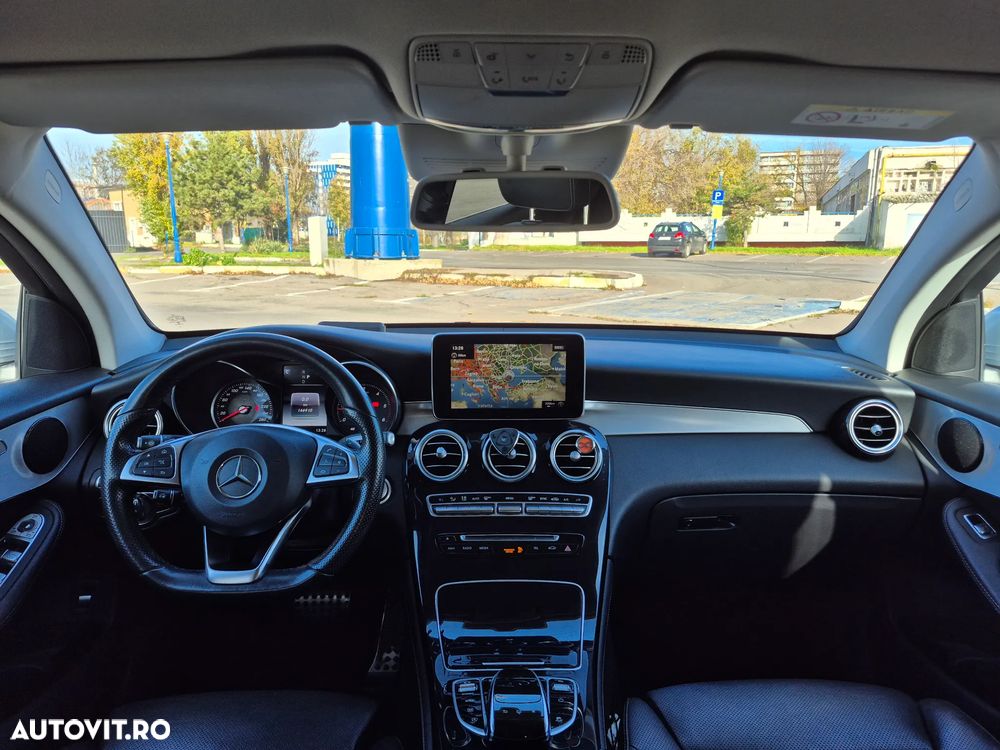 Mercedes-Benz GLC Coupe 250 d 4Matic 9G-TRONIC AMG Line - 9