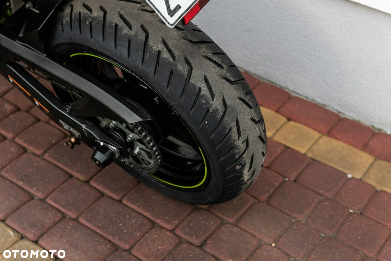 Kawasaki Z - 8