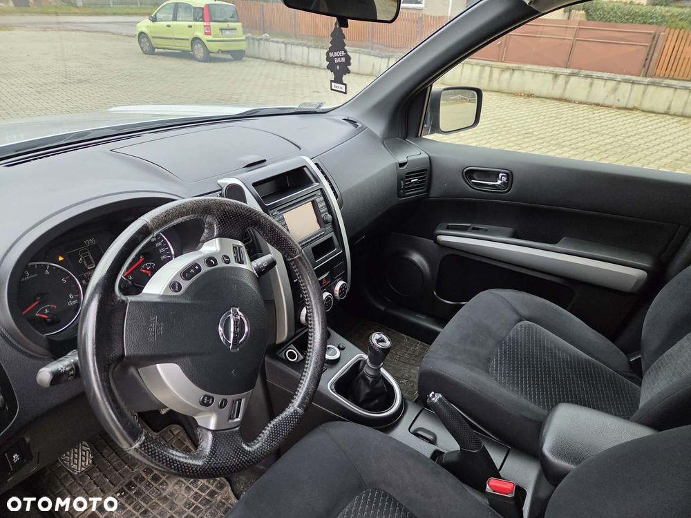 Nissan X-Trail - 11