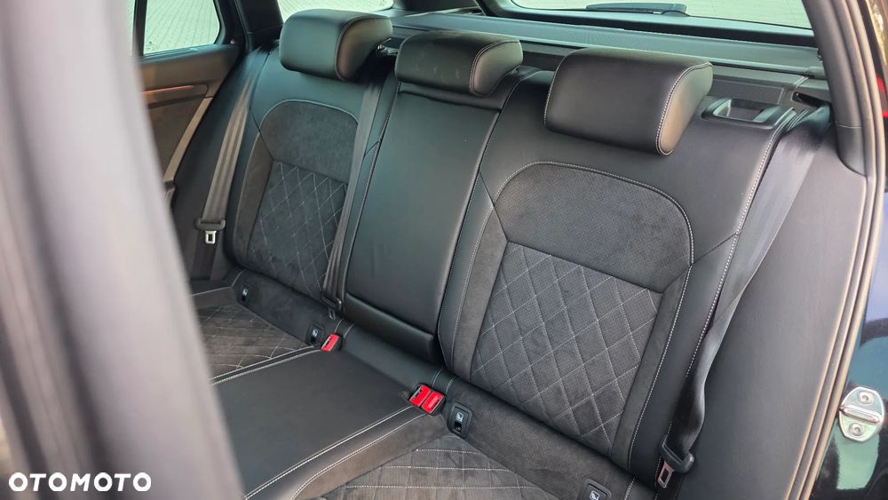Skoda Superb 2.0 TDI Sportline DSG - 17