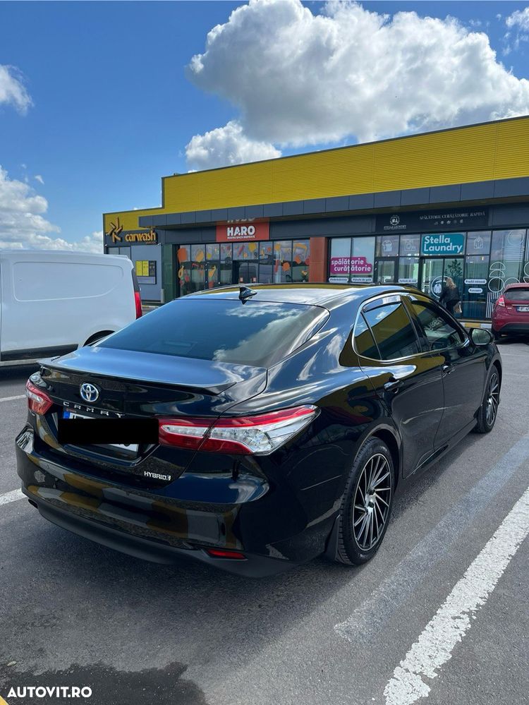 Toyota Camry 2.5 Exclusive - 9