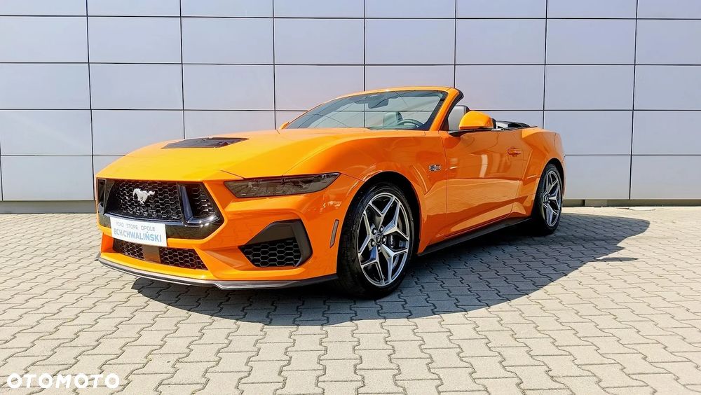 Ford Mustang - 33