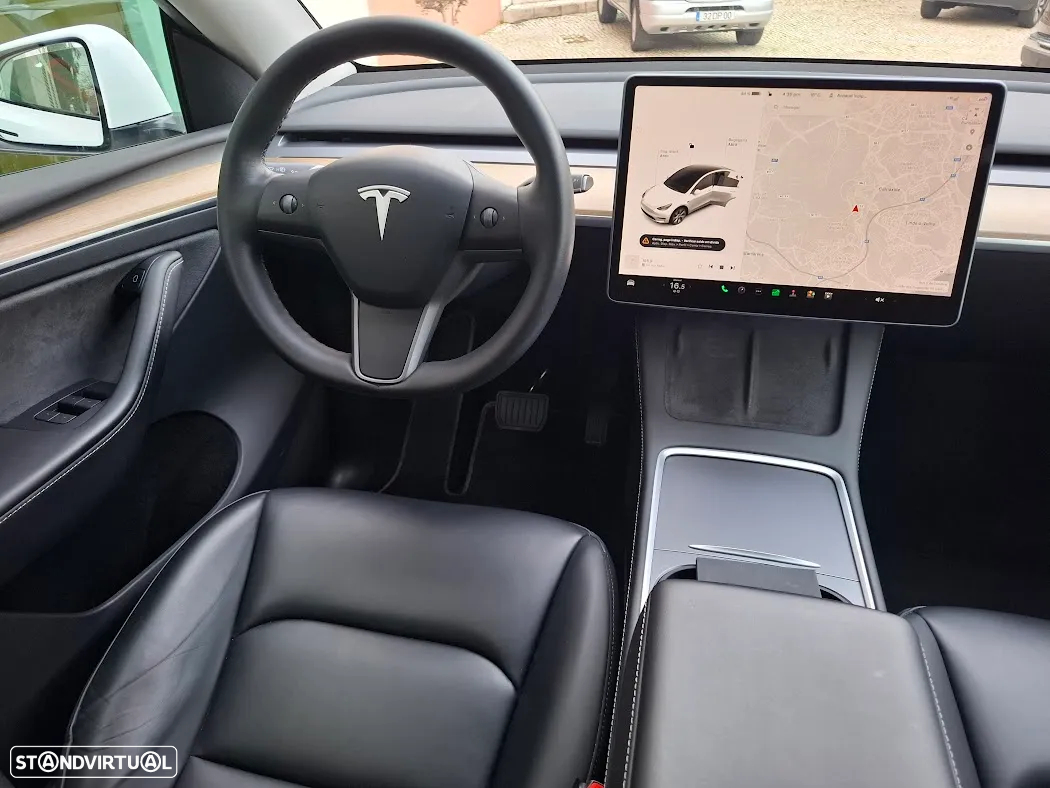 Tesla Model Y Long Range Dual Motor AWD - 9