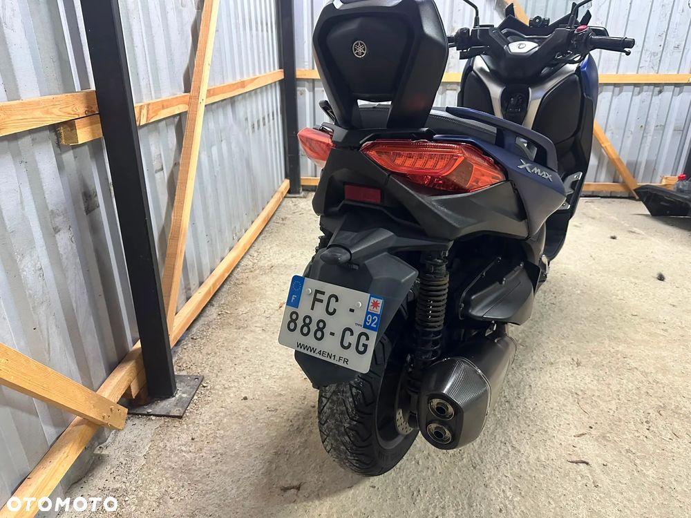 Yamaha X-max - 10