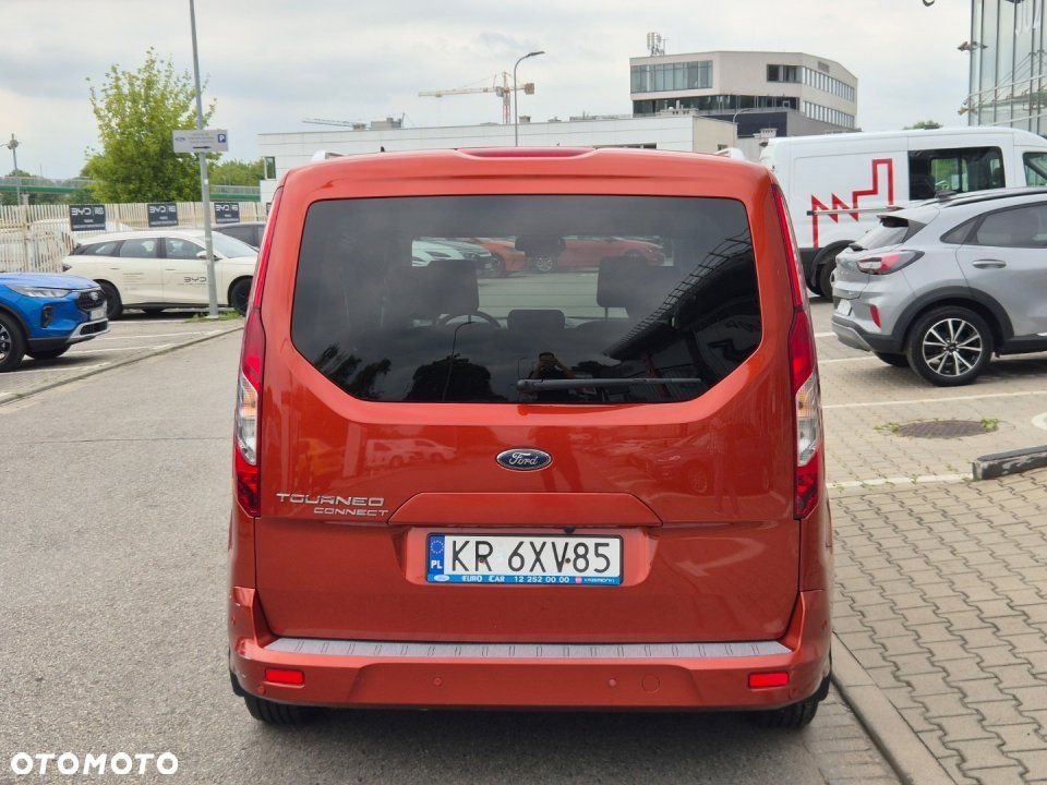 Ford Tourneo Connect - 5