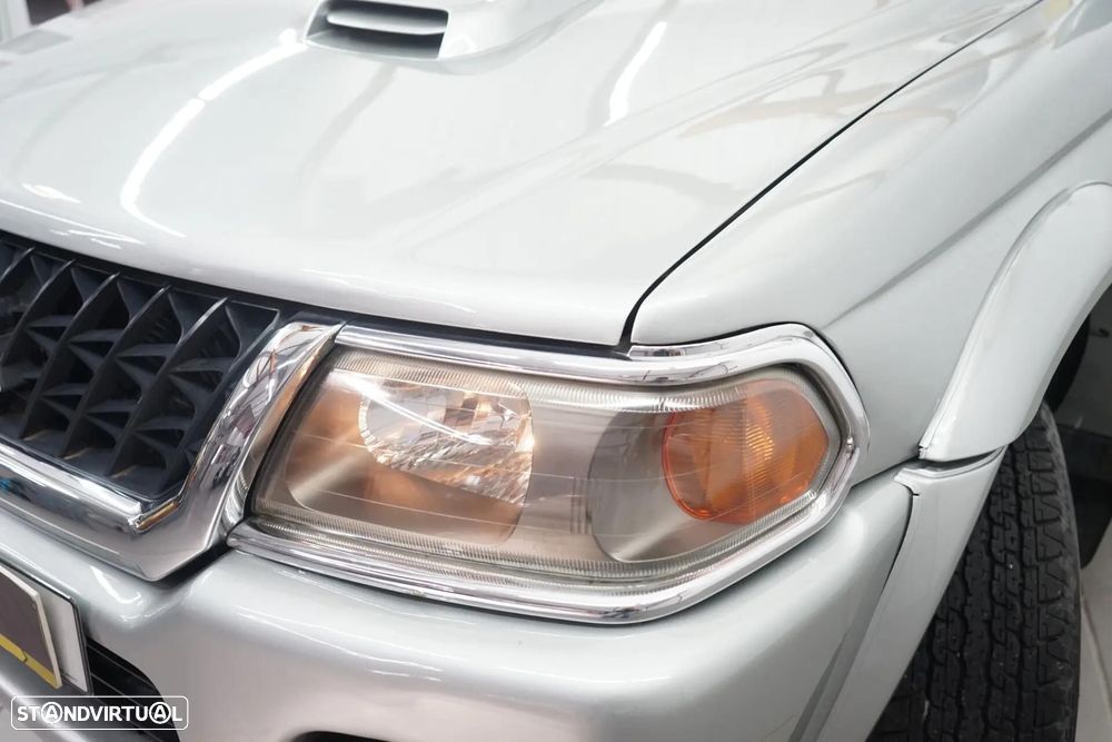 Mitsubishi Pajero Sport - 9