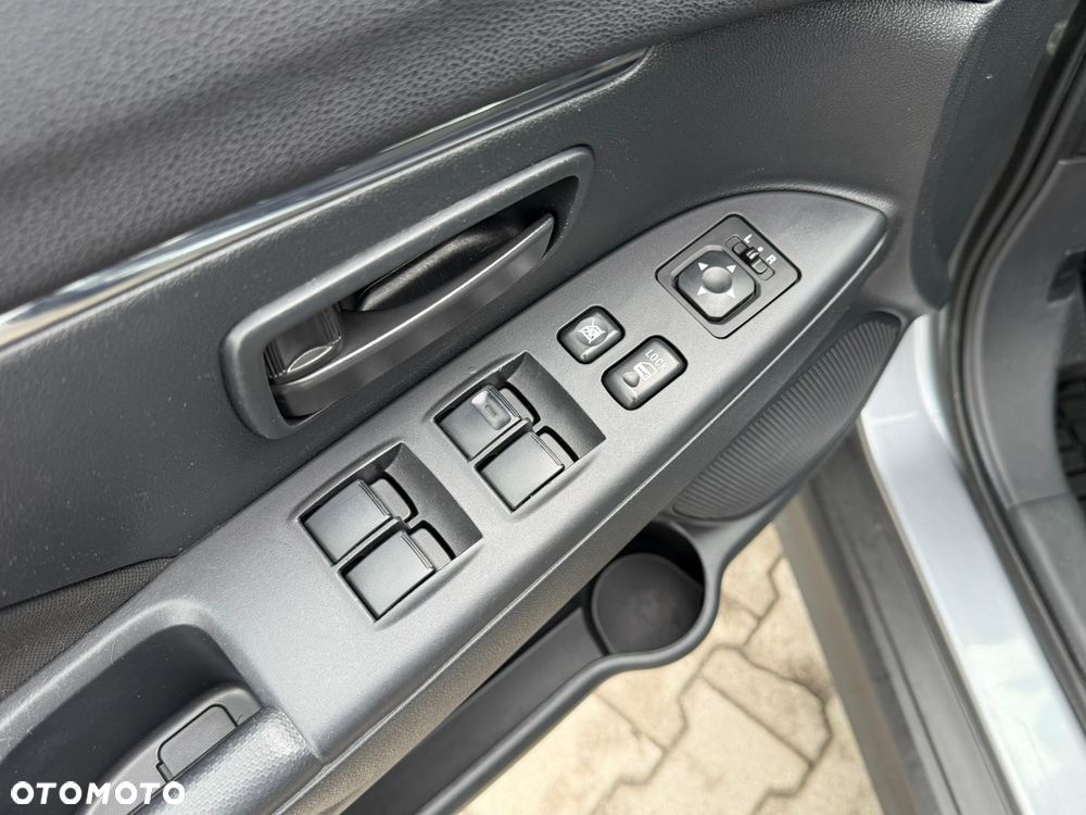 Mitsubishi ASX 1.6 Inform - 9
