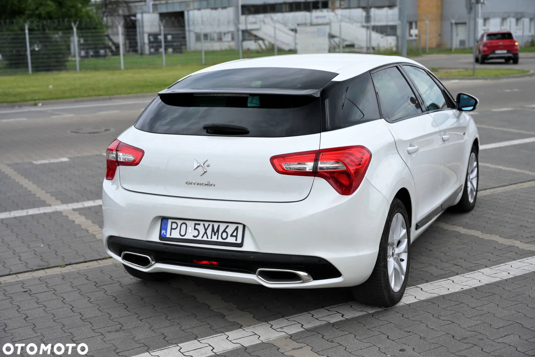 Citroën DS5 2.0 HDi Hybrid4 SoChic MCP - 3