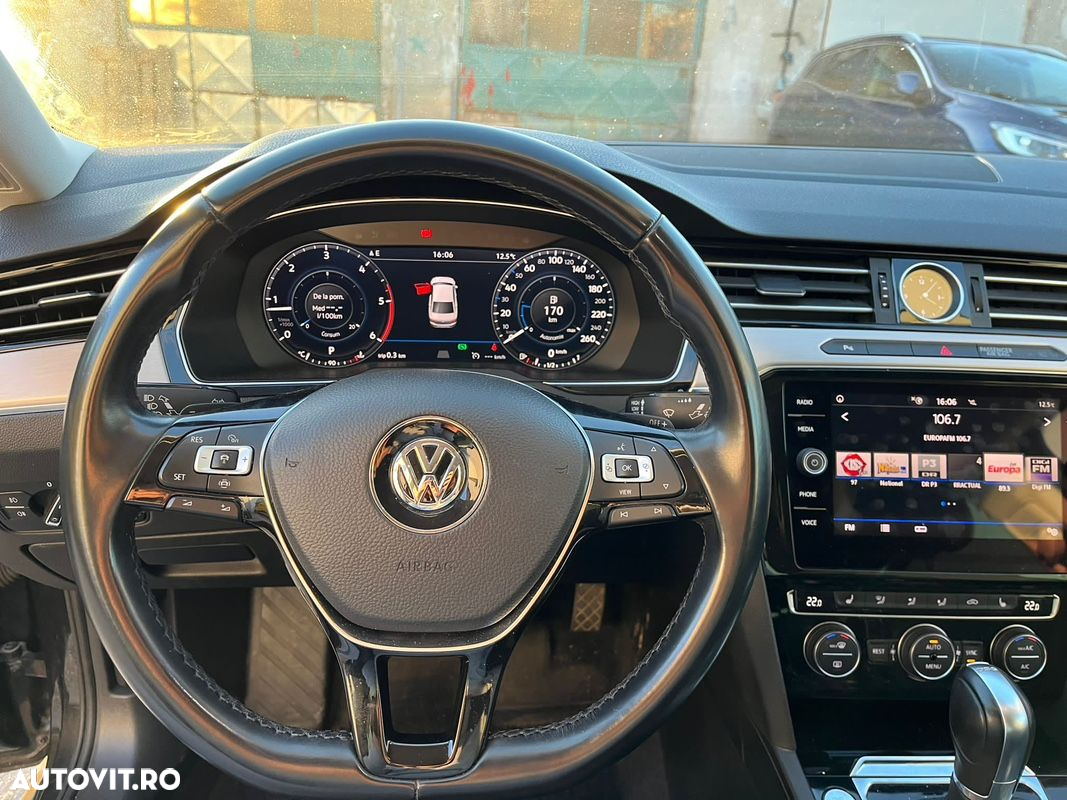 Volkswagen Passat - 17