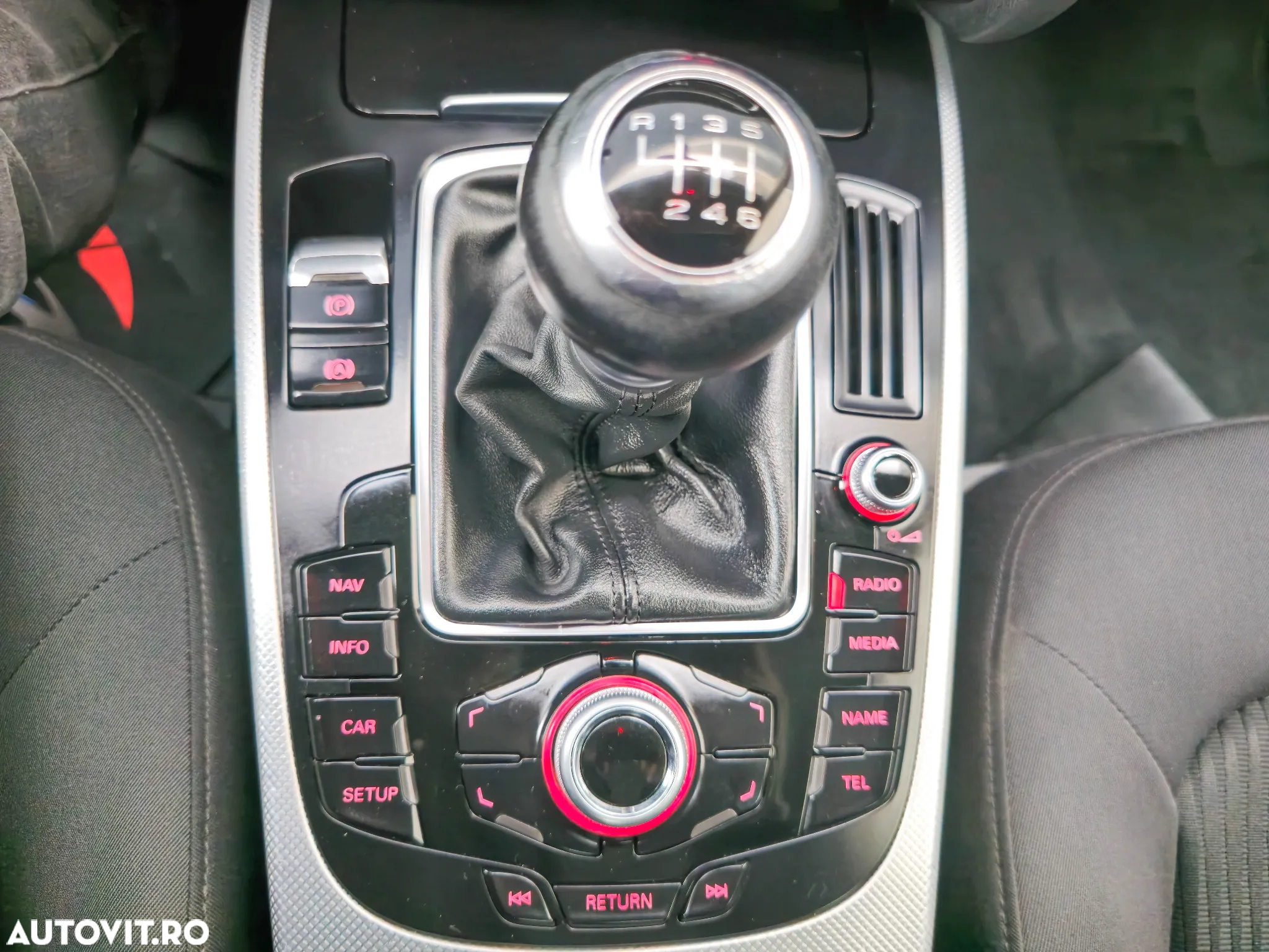 Audi A4 Avant 2.0 TDI DPF Ambiente - 15