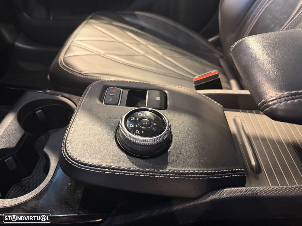 Ford Mustang Mach-E Premium - 22