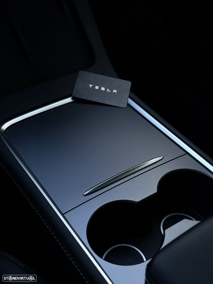Tesla Model 3 - 22