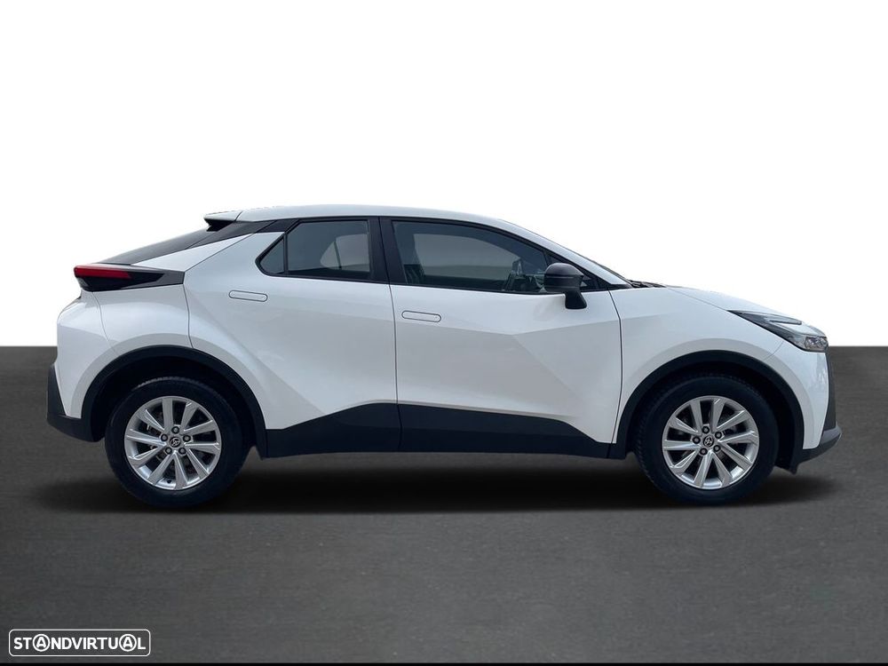 Toyota C-HR — fotografia 2