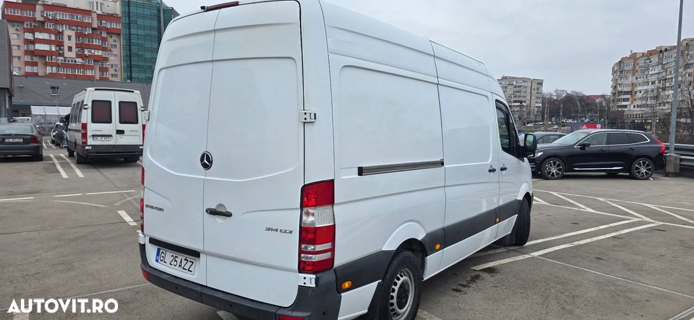Mercedes-Benz Sprinter - 21