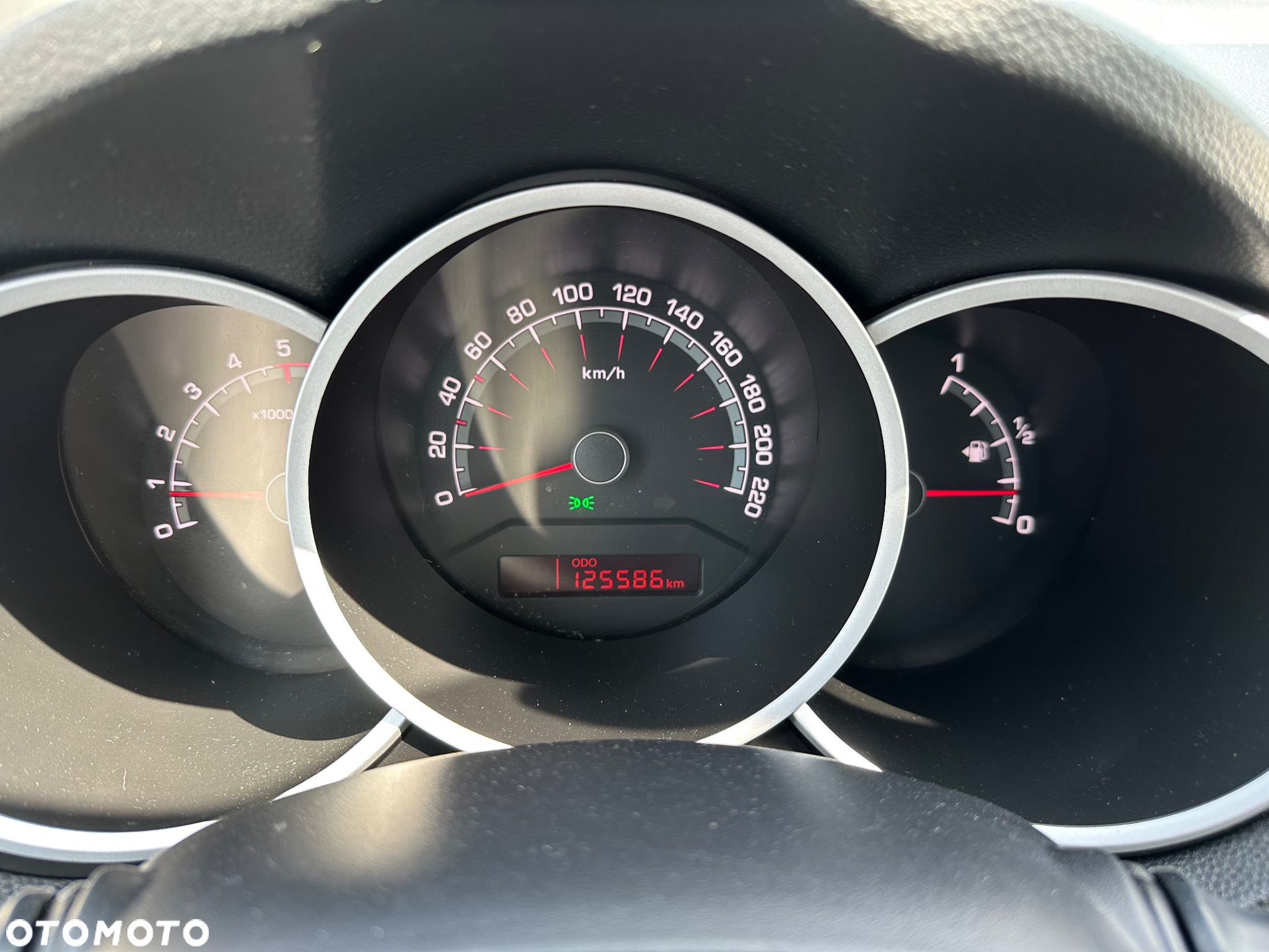 Kia Venga 1.6 CRDi 128 Vision - 27