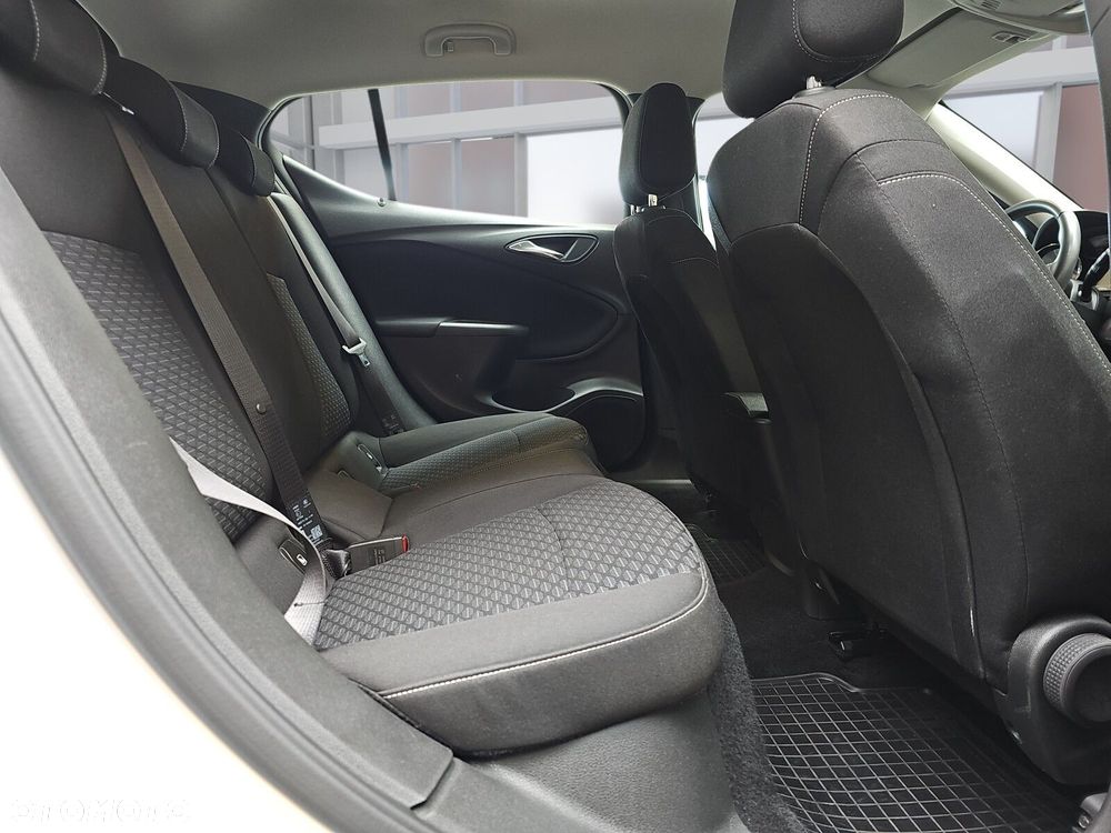 Opel Astra V 1.2 T Edition S&S - 14