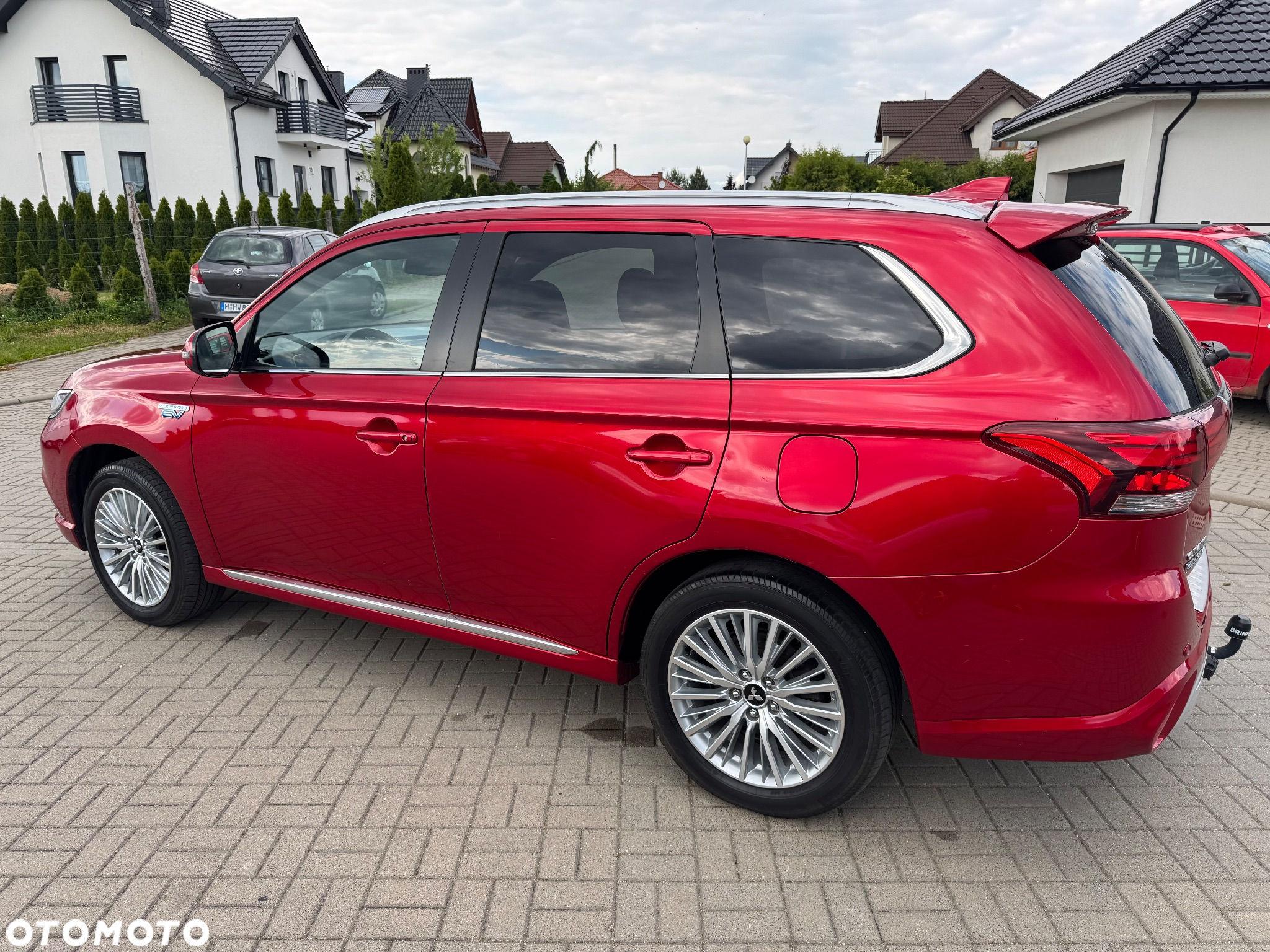 Mitsubishi Outlander 2.4 4WD Plug-In Hybrid Diamant+ - 13