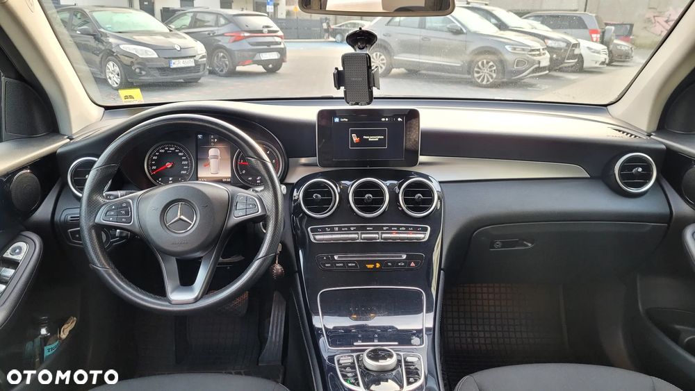 Mercedes-Benz GLC - 18