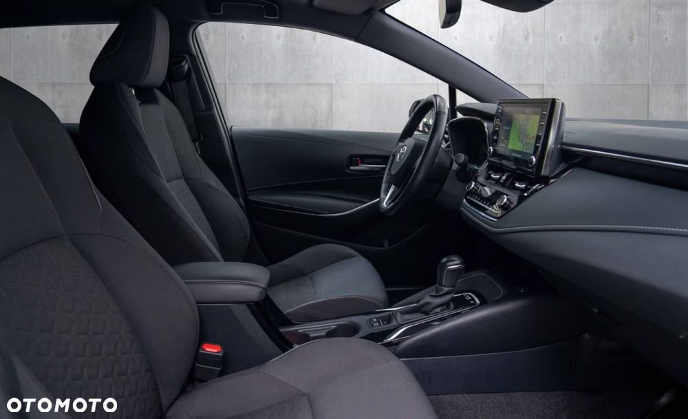 Toyota Corolla 1.8 Hybrid Active - 12