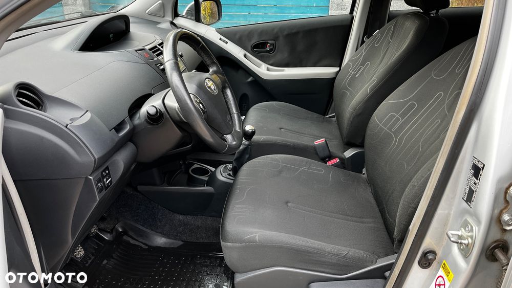 Toyota Yaris 1.0 Terra A/C - 20