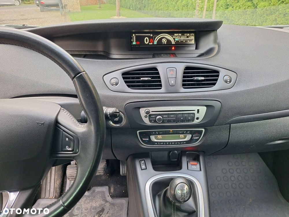Renault Scenic - 12