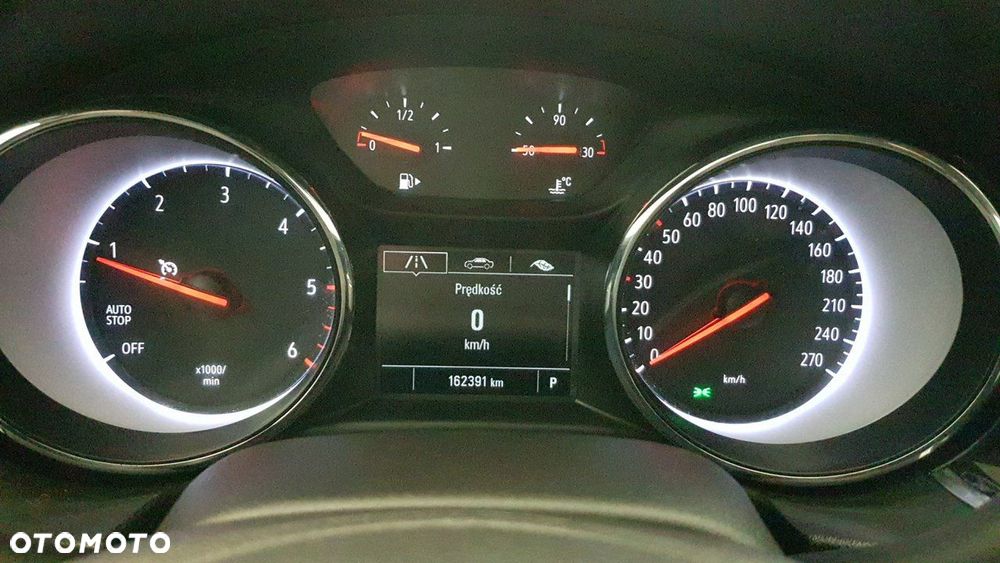 Opel Insignia - 26