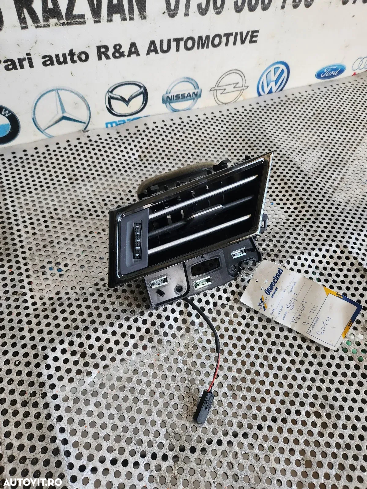 Grila Aerisire Ventilatie Bord Stanga Vw Arteon Cod 3G - 4