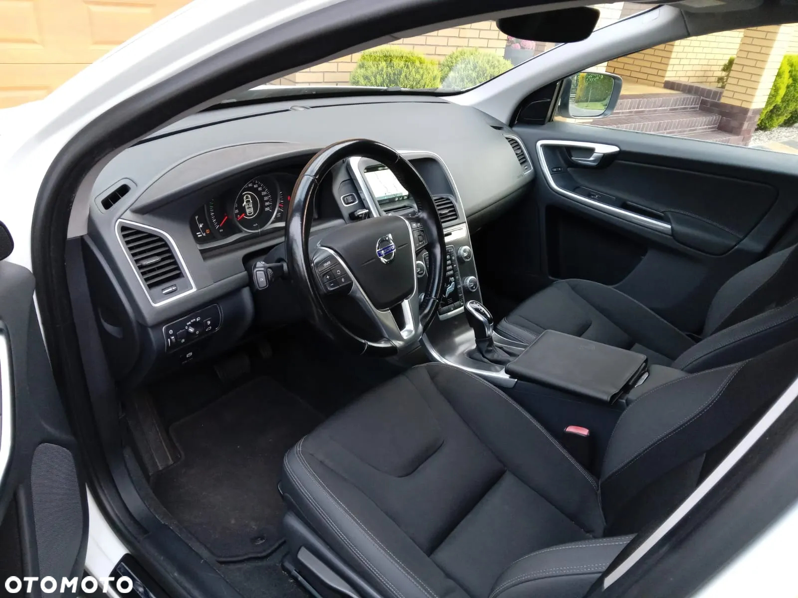 Volvo XC 60 D4 Drive-E Momentum - 7