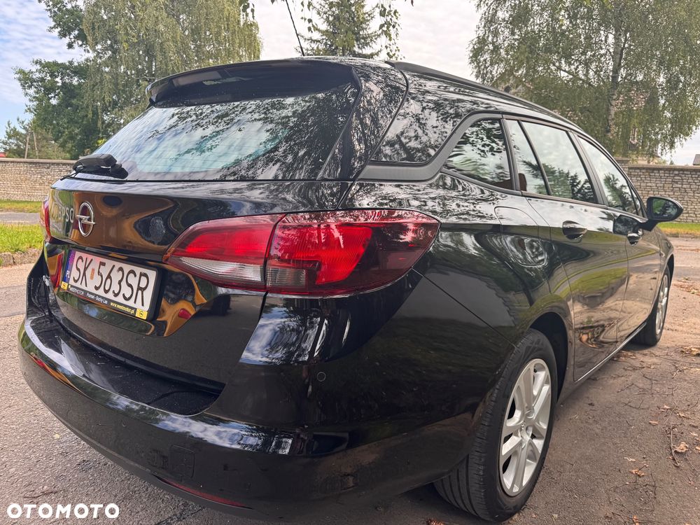 Opel Astra 1.2 T Elegance S&S - 10