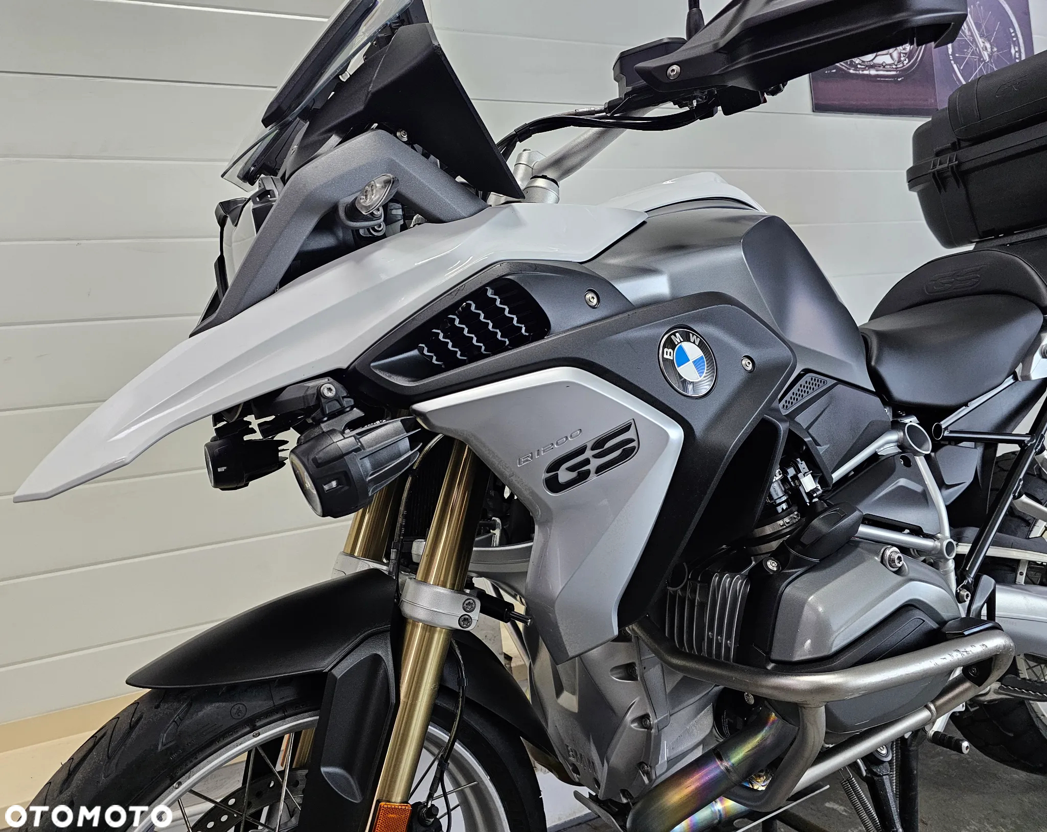 BMW R - 16