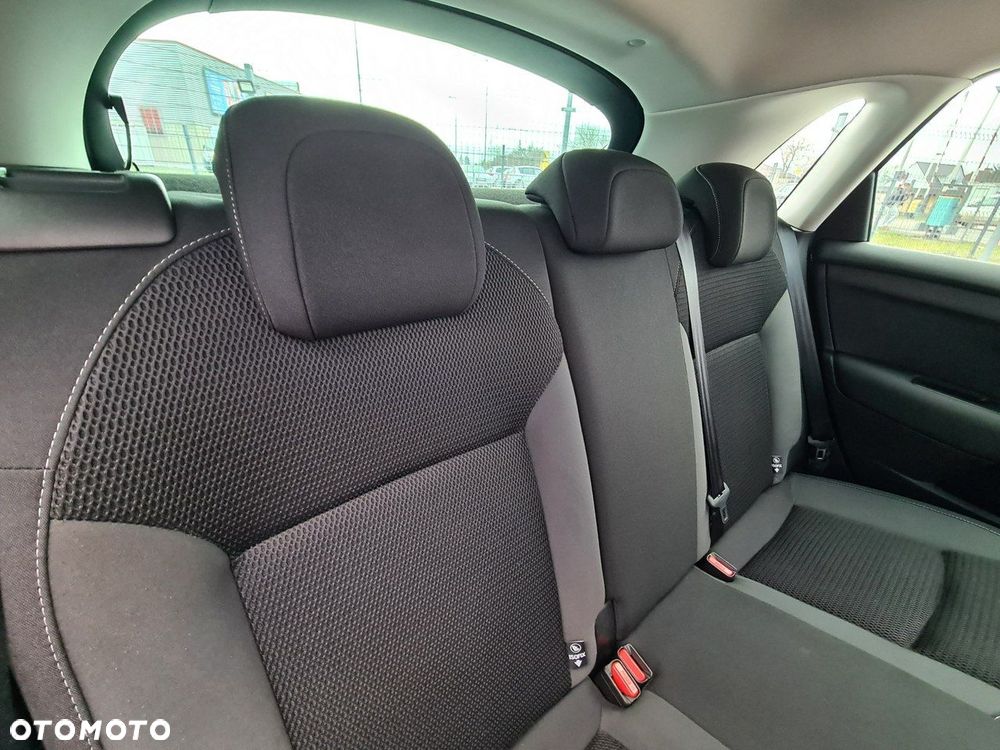 Citroën C4 PureTech 130 Stop&Start EAT8 SHINE - 25