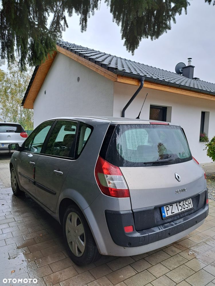 Renault Scenic - 9