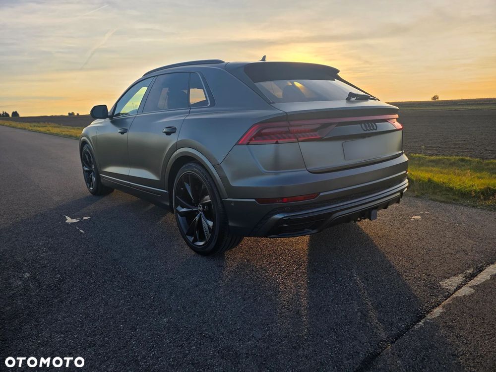 Audi Q8 - 2