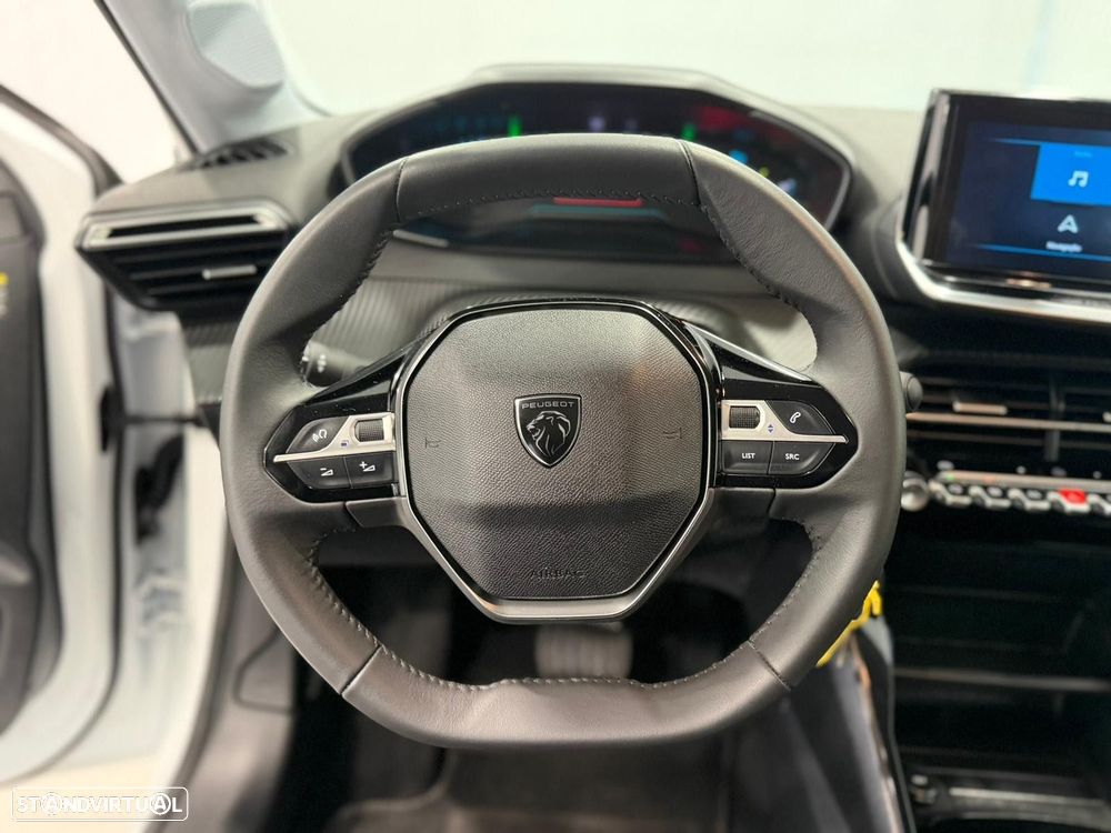 Peugeot e-208 50 kWh Active Pack - 8