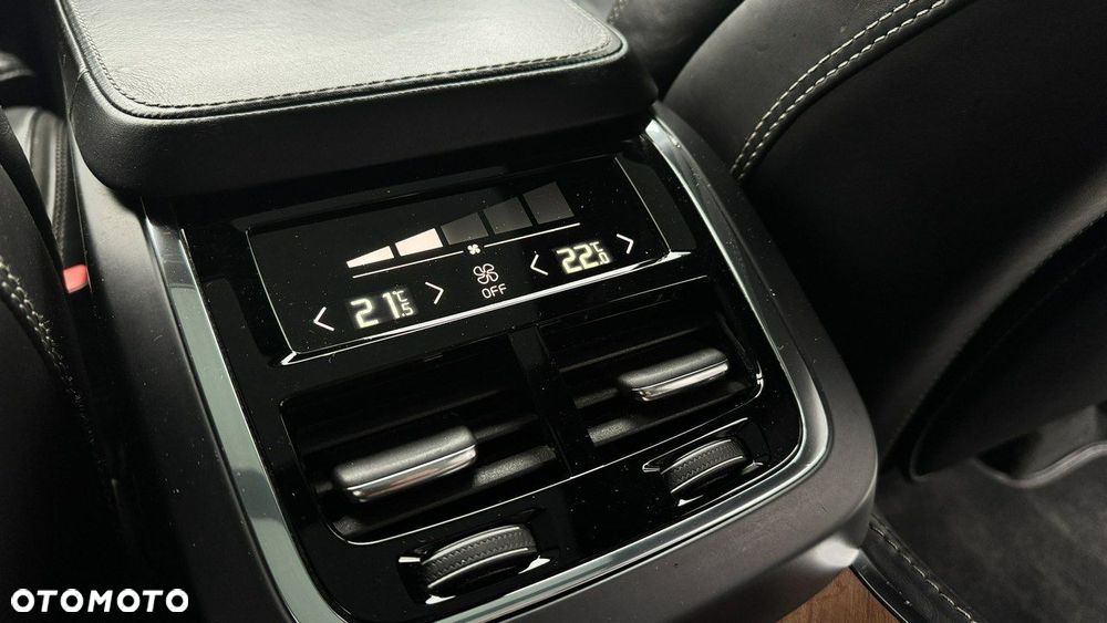 Volvo XC 90 - 26