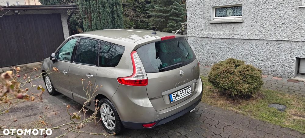 Renault Scenic 1.9 dCi Privilege - 13