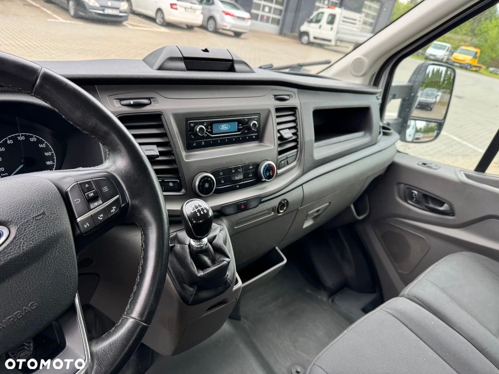 Ford Transit Custom - 10